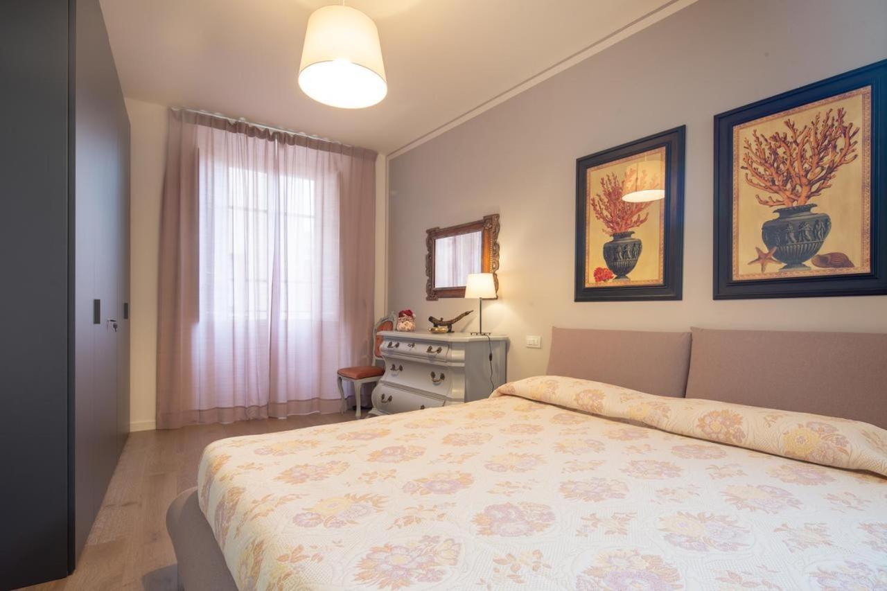 Stunning & Luxurious 1Br Apt 1 Min Walk By Duomo Firenze Kültér fotó